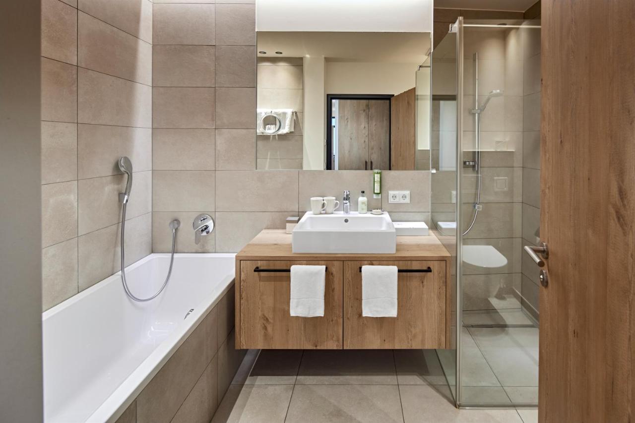 לך אם ארלברג Hotel Sonnblick מראה חיצוני תמונה